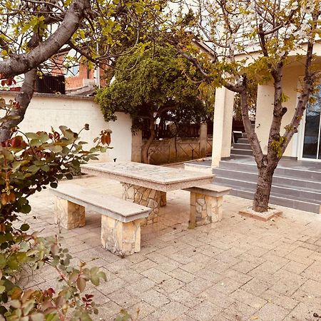 Casa Mare Rtina Garten Zwei Baeder Eg Εξωτερικό φωτογραφία