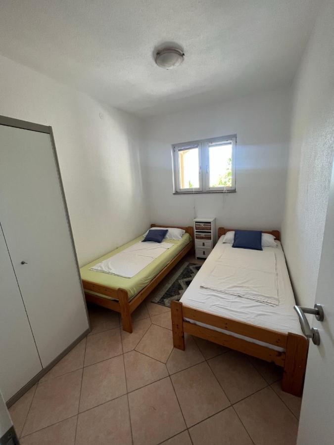 Casa Mare Rtina Garten Zwei Baeder Eg Εξωτερικό φωτογραφία
